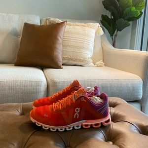 On Cloud Flow Running Shoe + BONUS bag